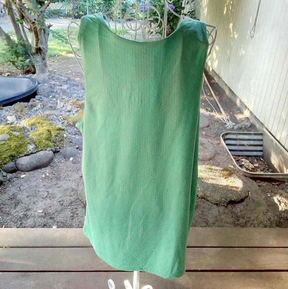 IM 1 Reversible Tank Top - Picture 4 of 8